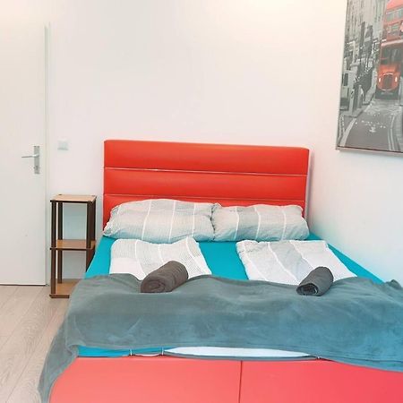 Comfort Triple Room Hn Vienne Extérieur photo