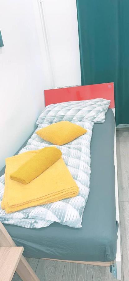 Comfort Triple Room Hn Vienne Extérieur photo